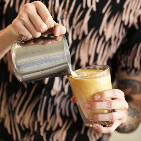 notNeutral VERO Latte Glass - Image 3